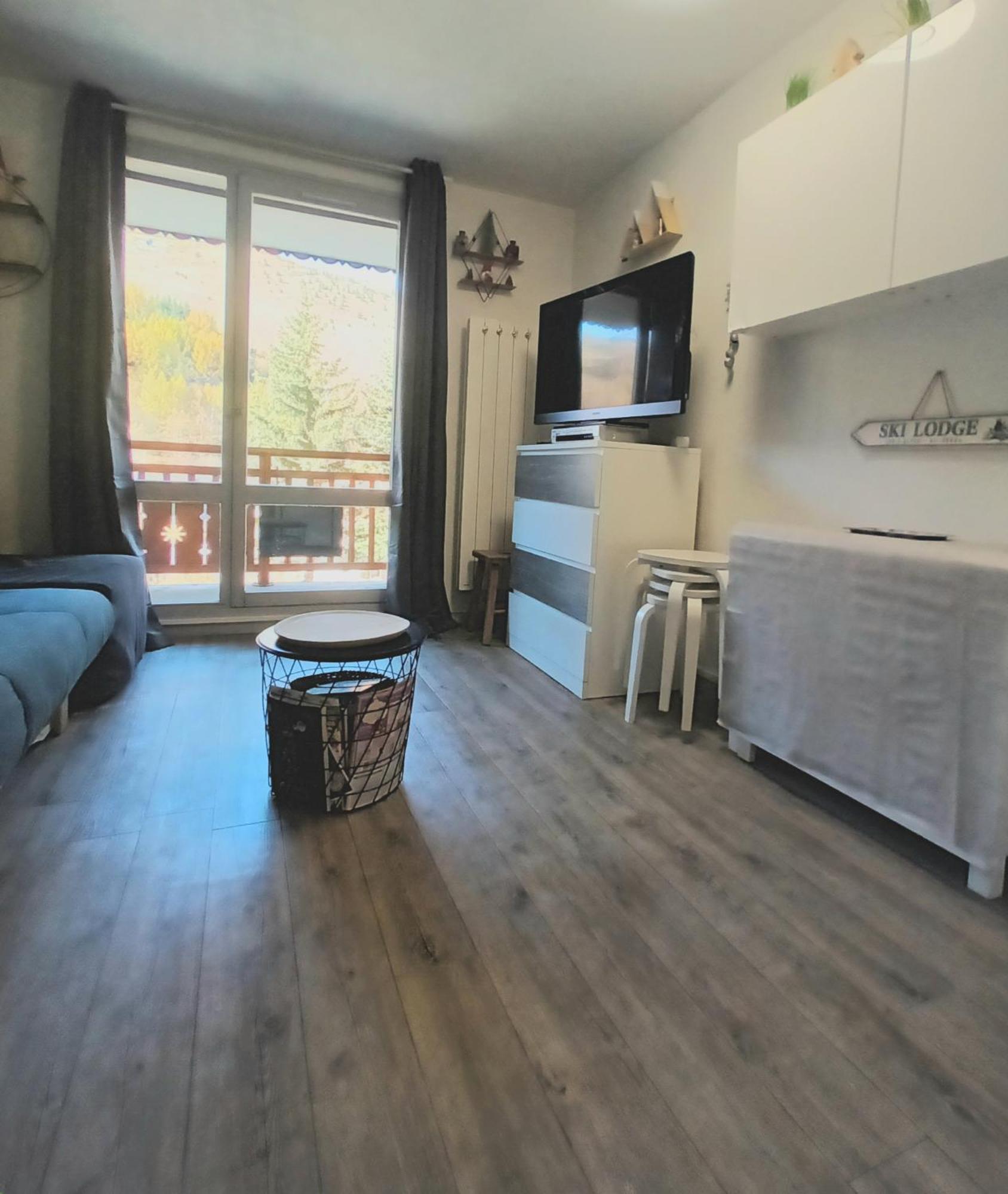 2 Alpes Pied Piste Petite Aiguille, Menage Inclus, Balcon, Parking