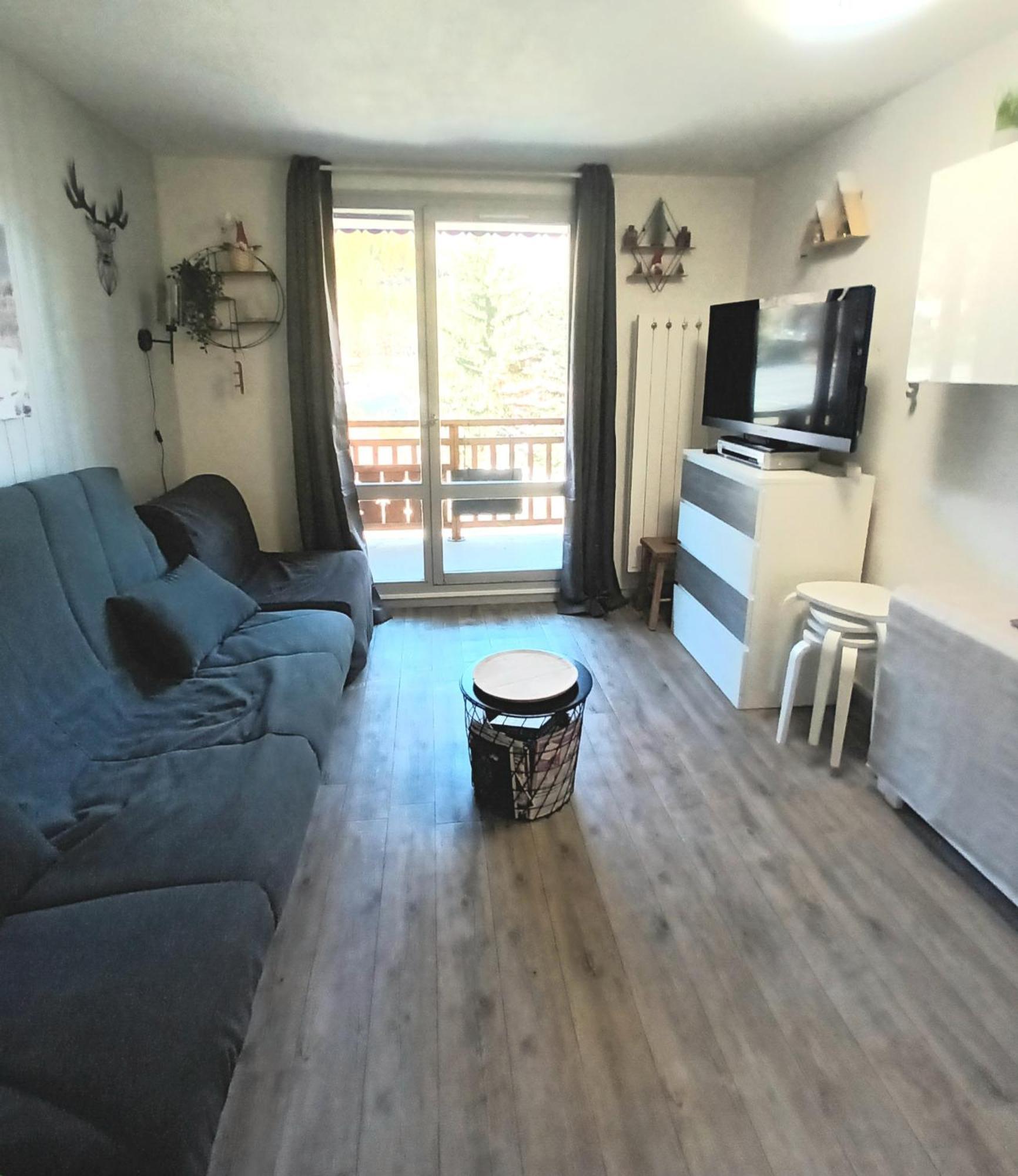 Apartment 2 Alpes Pied Piste Petite Aiguille, Menage Inclus, Balcon, Parking *